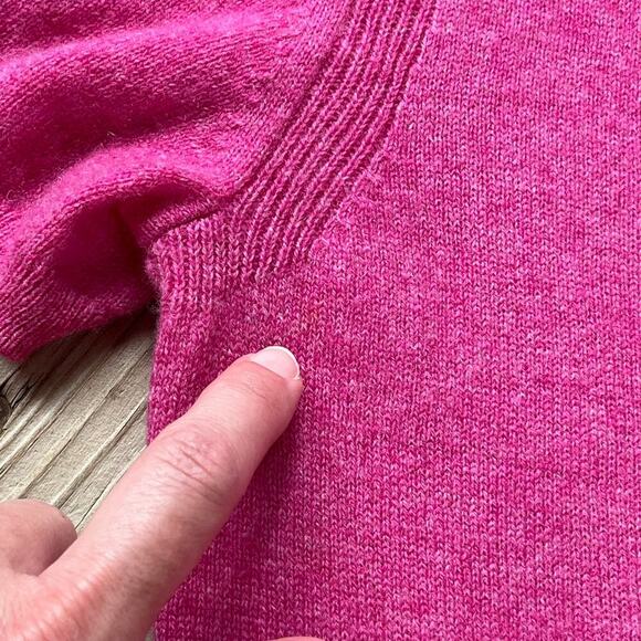 Saks Fifth Avenue Women's Bright Pink Short Sleeve Cashmere Sweater Size M - Picture 5 of 7